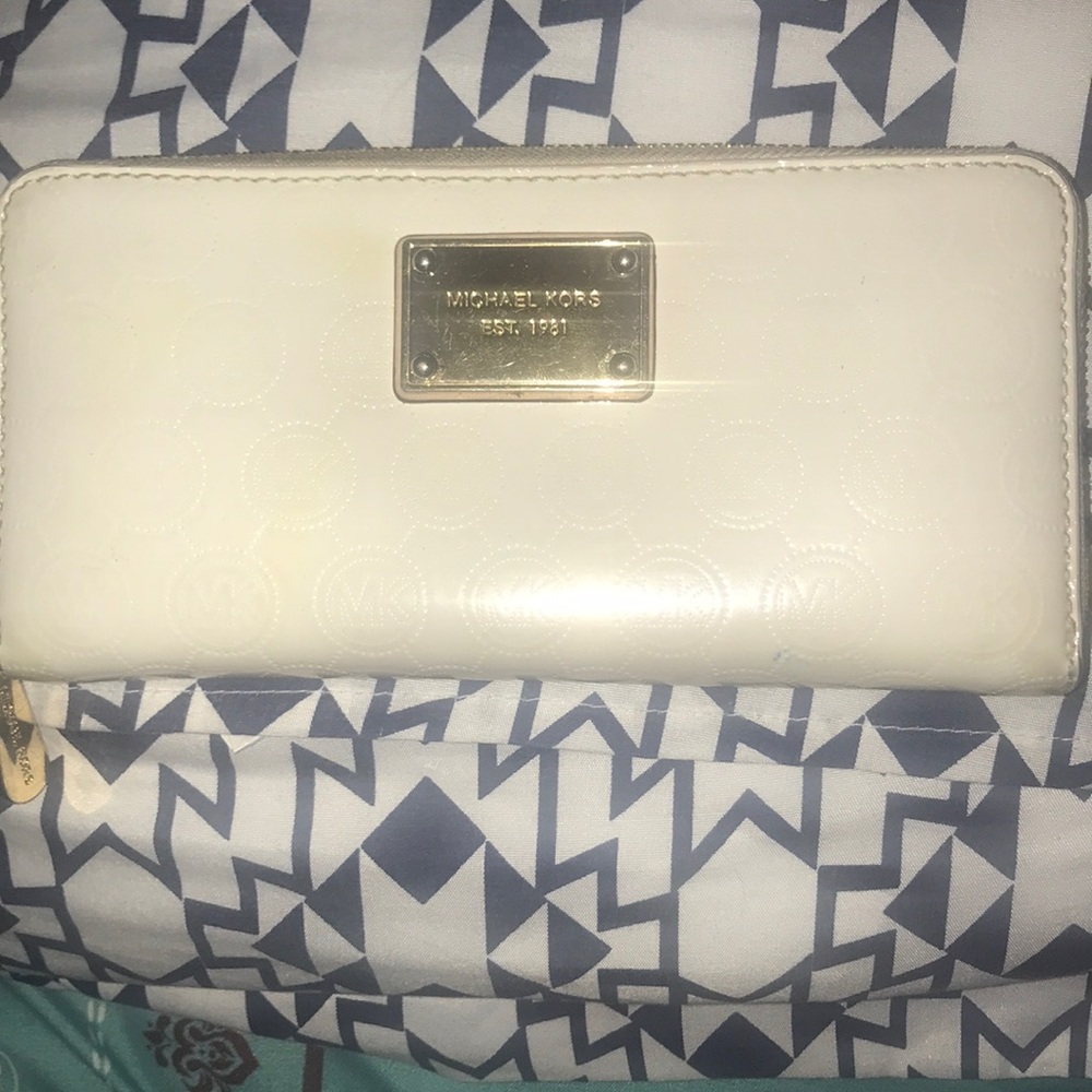 Michael Kors wallet